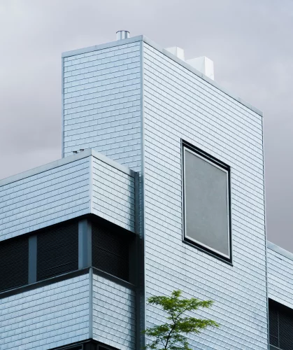 Home 04
